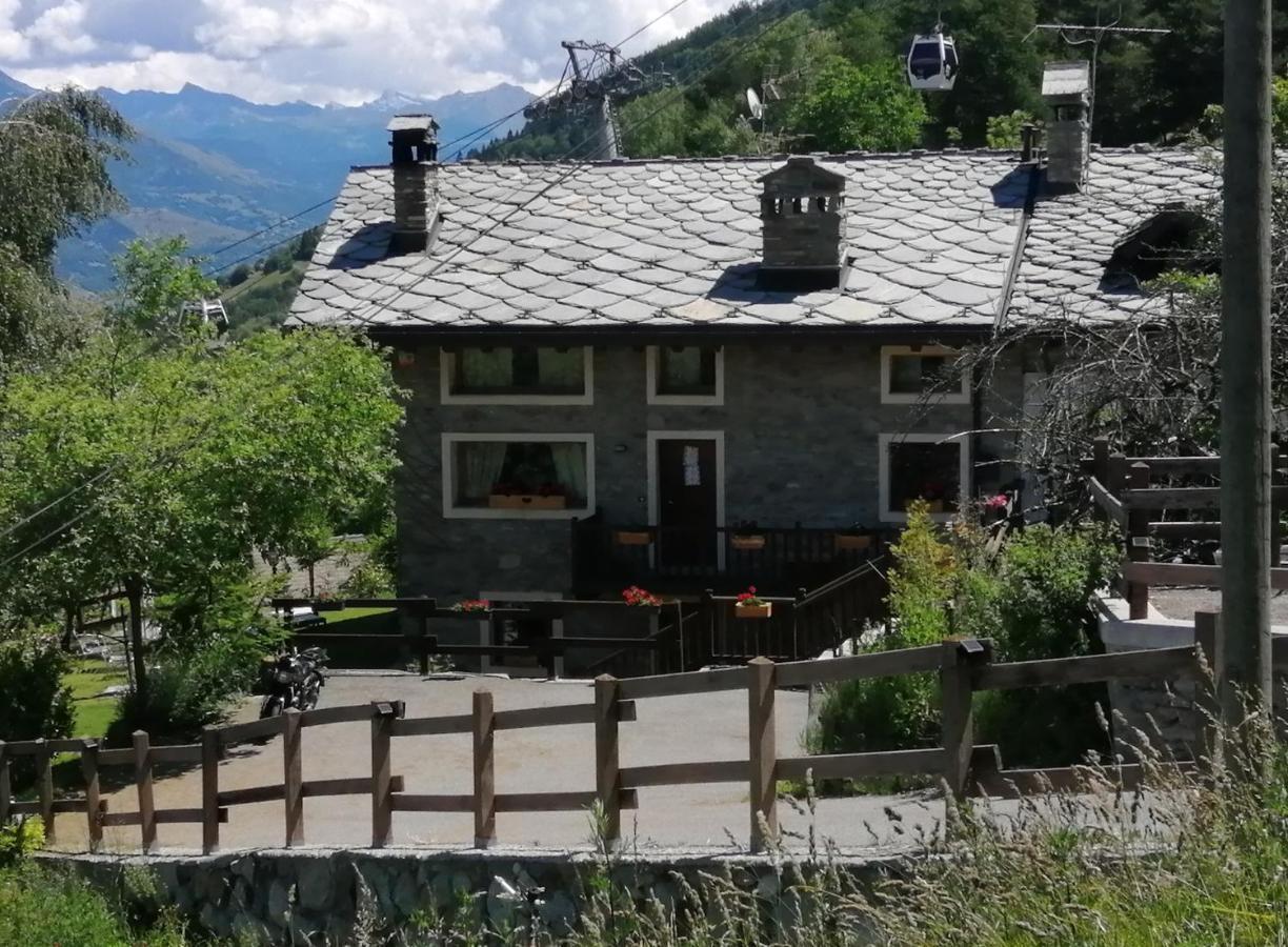 Affittacamere I Picchi Gressan Bagian luar foto
